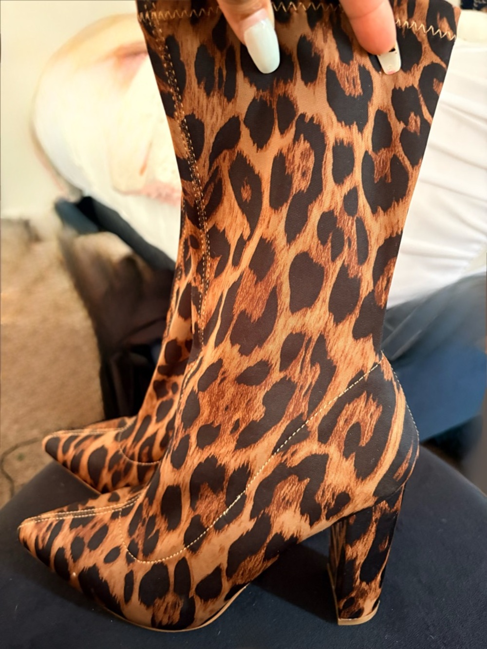 Leopard Print Pointed Toe Block Heel Ankle Boots - Brown